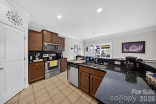 9417 Tavistock Ct, Matthews, NC 28105 - Photo 9