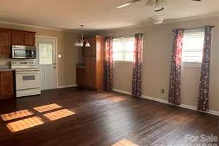 2446 Crowders Creek Rd, Gastonia, NC 28052 - Photo 11