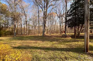 2446 Crowders Creek Rd, Gastonia, NC 28052 - Photo 23