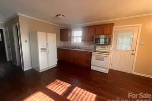 2446 Crowders Creek Rd, Gastonia, NC 28052 - Photo 9