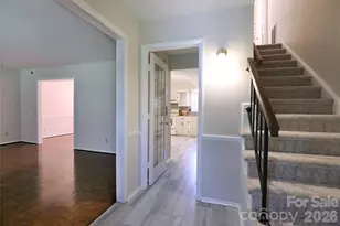 725 Bethune Pl, Matthews, NC 28105 - Photo 3