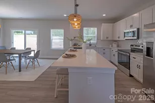 7813 Benning St, Charlotte, NC 28216 - Photo 11