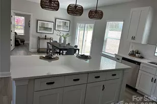 7813 Benning St, Charlotte, NC 28216 - Photo 5