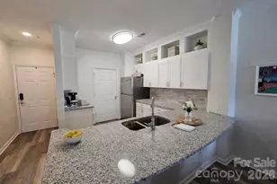 18736 Nautical Dr, Cornelius, NC 28031 - Photo 3