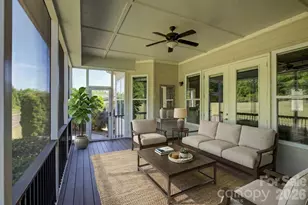 14924 High Bluff Ct, Charlotte, NC 28278 - Photo 17