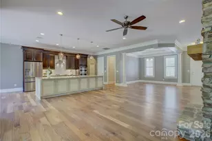 14924 High Bluff Ct, Charlotte, NC 28278 - Photo 11
