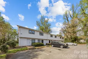 2909 Burgess Dr, Charlotte, NC 28208 - Photo 5