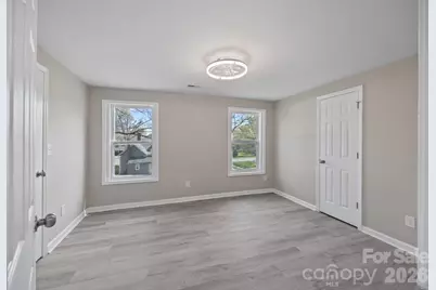 414 W Sharpe Street, Statesville, NC 28677 - Photo 17