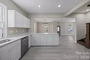 414 W Sharpe St, Statesville, NC 28677 - Photo 9