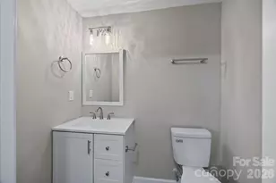 414 W Sharpe St, Statesville, NC 28677 - Photo 11