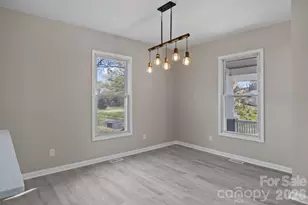 414 W Sharpe St, Statesville, NC 28677 - Photo 7