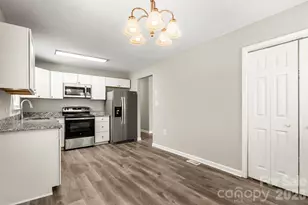 8410 Clear Meadow Ln, Charlotte, NC 28227 - Photo 11