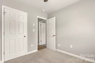 8410 Clear Meadow Ln, Charlotte, NC 28227 - Photo 25