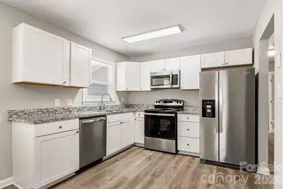 8410 Clear Meadow Lane, Charlotte, NC 28227 - Photo 9