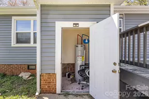 8410 Clear Meadow Ln, Charlotte, NC 28227 - Photo 35