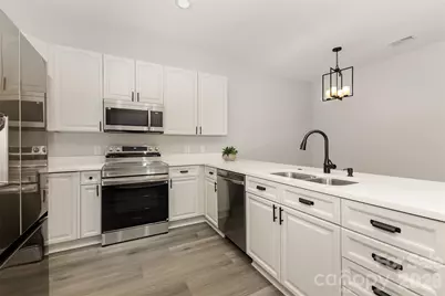 6204 Half Dome Drive, Charlotte, NC 28269 - Photo 5