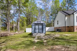 1254 Blairwood Ct, Lancaster, SC 29720 - Photo 5