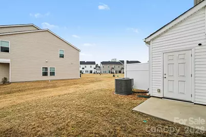2207 Belterra Drive, Charlotte, NC 28216 - Photo 25