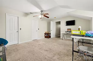 503 River View Dr, Lowell, NC 28098 - Photo 5