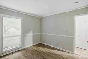 7700 Park Vista Cir, Charlotte, NC 28226 - Photo 17