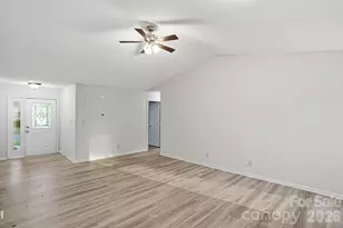 7700 Park Vista Cir, Charlotte, NC 28226 - Photo 5