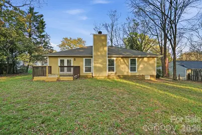 7700 Park Vista Circle, Charlotte, NC 28226 - Photo 33