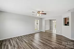 836 Almora Dr, Charlotte, NC 28216 - Photo 5