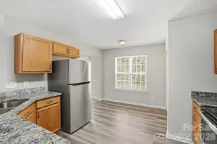 836 Almora Dr, Charlotte, NC 28216 - Photo 21