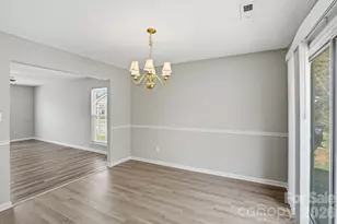 836 Almora Dr, Charlotte, NC 28216 - Photo 17