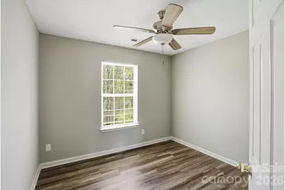 836 Almora Drive, Charlotte, NC 28216 - Photo 9