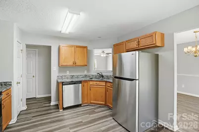 836 Almora Drive, Charlotte, NC 28216 - Photo 19
