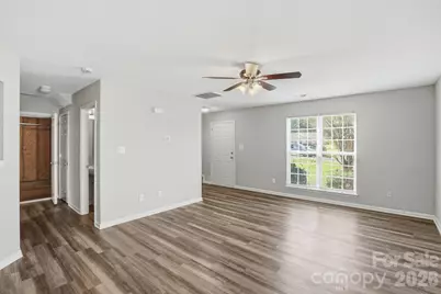 836 Almora Drive, Charlotte, NC 28216 - Photo 15