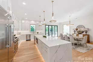 4637 Emory Ln, Charlotte, NC 28211 - Photo 3