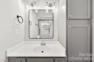 2801 Dellinger Dr, Charlotte, NC 28269 - Photo 19