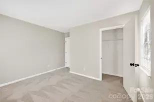 2801 Dellinger Dr, Charlotte, NC 28269 - Photo 25