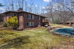 1086 Mine Gap Rd, Zirconia, NC 28790 - Photo 3