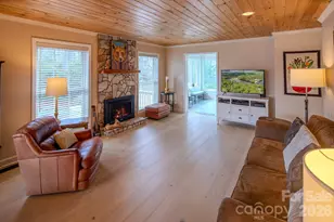 117 Hickory Ln, Newland, NC 28657 - Photo 5