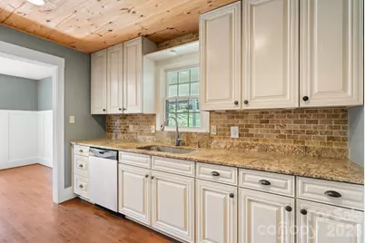 93 English Drive, Candler, NC 28715 - Photo 11