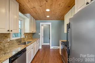 93 English Dr, Candler, NC 28715 - Photo 9