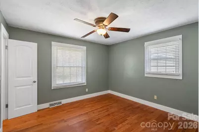 93 English Drive, Candler, NC 28715 - Photo 17