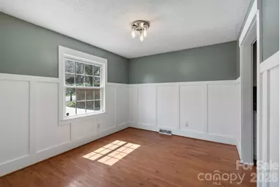 93 English Drive, Candler, NC 28715 - Photo 7