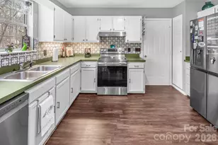 7422 Autumn Trail Dr, Charlotte, NC 28213 - Photo 15