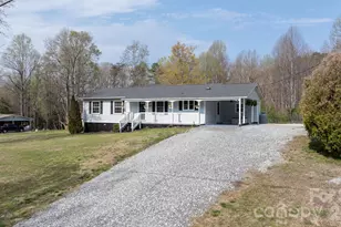 1528 Miller Hill Rd, Lenoir, NC 28645 - Photo 3