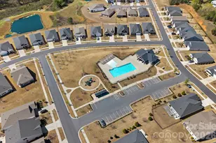 11935 Red Leaf Dr, Charlotte, NC 28215 - Photo 45