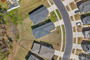 11935 Red Leaf Dr, Charlotte, NC 28215 - Photo 43