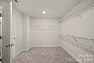 11935 Red Leaf Dr, Charlotte, NC 28215 - Photo 29