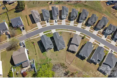 11935 Red Leaf Drive, Charlotte, NC 28215 - Photo 37