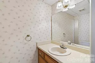 75 Laurelwood Dr, Marion, NC 28752 - Photo 15