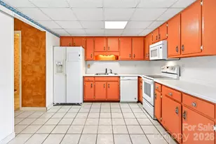 75 Laurelwood Dr, Marion, NC 28752 - Photo 17