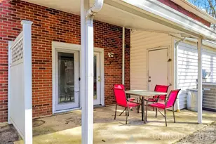 75 Laurelwood Dr, Marion, NC 28752 - Photo 7